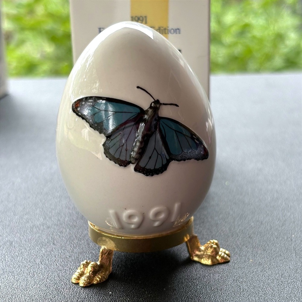 Goebel 1991 14th Edition Annual Egg Butterfly Blue White Gold Stand Germany